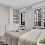 San15 - Elegant With View - Apartmán Milán