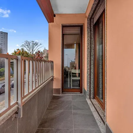 San15 - Elegant With View - Apartment *